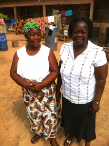 Mercy O helped by legal volunteer Veronica Nipah